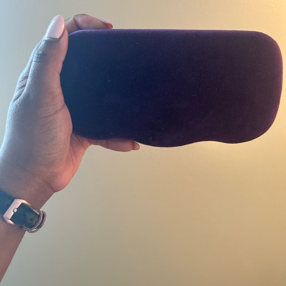 NWT Gucci sunglasses. Comes with case and lens cloth - Picture 9 of 9